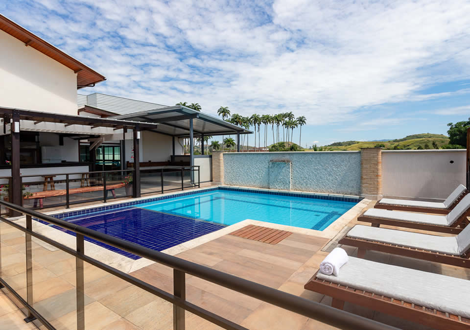 piscina bliss